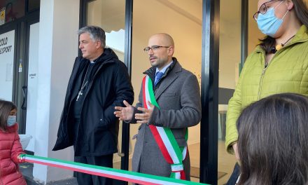 Ludoteca 4.0 inaugurata a Folignano con Mons. Gianpiero