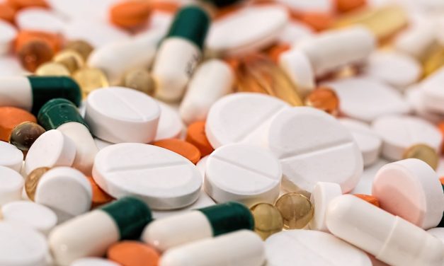 Anziani e farmaci: come gestire le prescrizioni multiple
