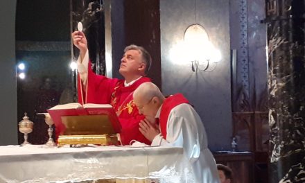 Il 16° anniversario dell’Adorazione Eucaristica Perpetua