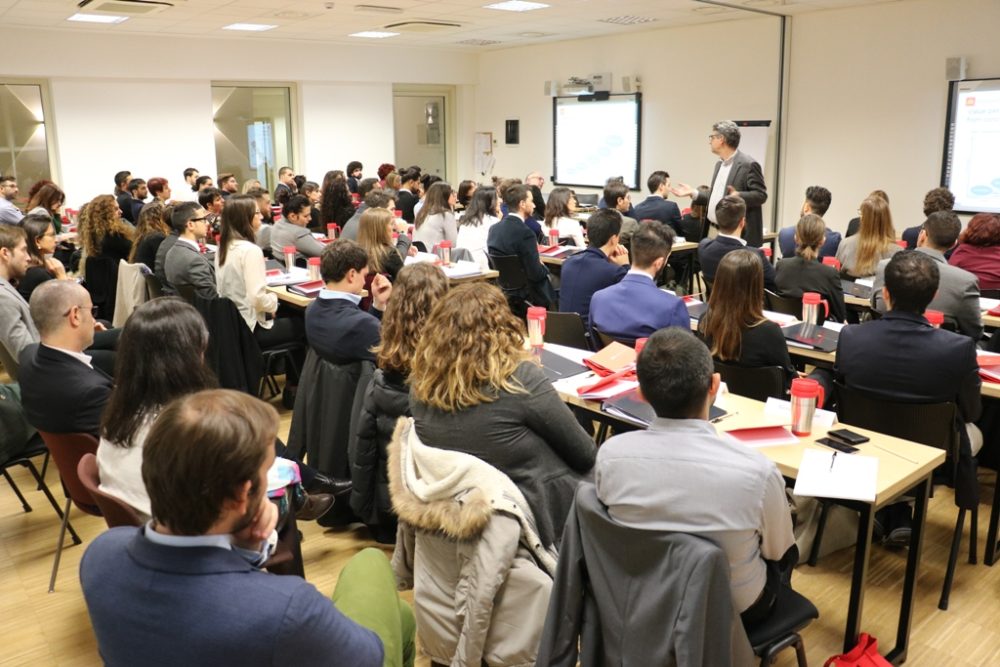 Integrazione: due borse di studio per giovani immigrati
